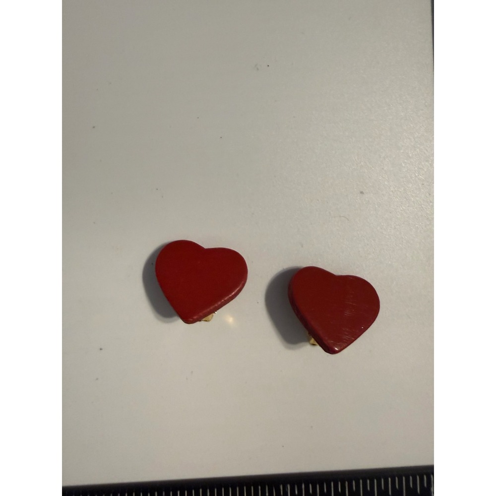 Vintage Red Heart Clip On Earrings Gold Tone Matte Romantic Valentine Jewelry